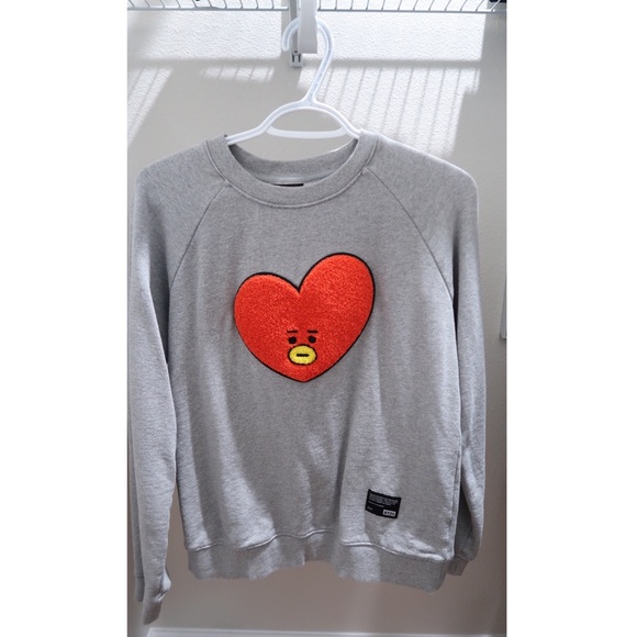 bt21 tata sweater